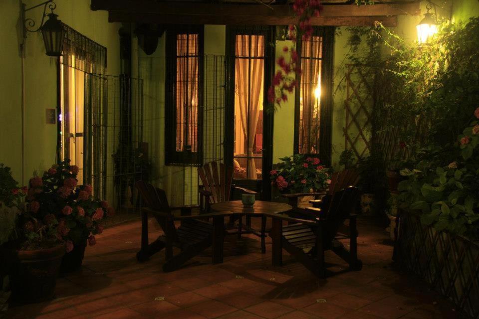 Ukelele Hostel Montevideo Bagian luar foto